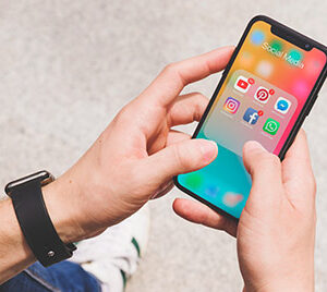 display-paid-media-Facebook-instagram